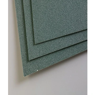 Obrázek Clairefontaine Balení 96168C (s 5 kreslícími archy pastelová mat, 50 x 70 cm, 360 g, ideální pro suché techniky a pastely) tmavě zelená