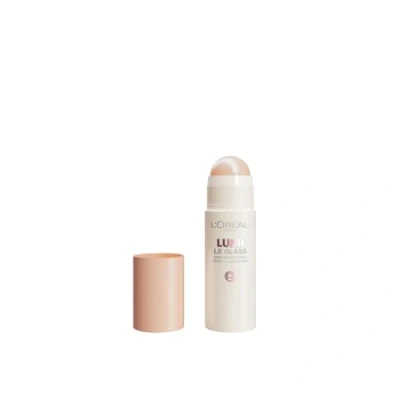 Obrázek L&#039;Oréal Paris Lumi Le Glass Highlighter Stick sklo, make up pleť na obličej, konturování, pro zářivou pleť, snadno se instaluje, celodenní držení, barva: 610 PEARL ECLAT, 1 x 7 ml