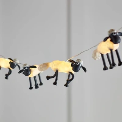 Obrázek Lights4fun LED světelný řetěz Shaun Schaf™ s dálkovým ovládáním, noční světlo do dětského pokoje, lampa