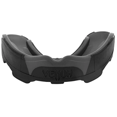 Obrázek Venum Unisex Predator ochrana úst, černá černá, jednotná velikost EU