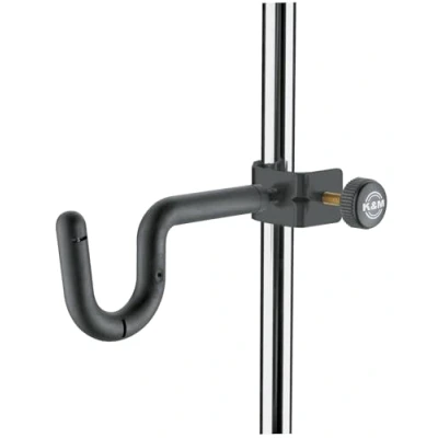 Obrázek K&amp;M 157 držáků trumpet z černé oceli pro notové pulty a stativy s průměrem trubky do 3 cm snadné zavěšení