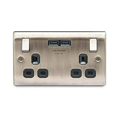 Obrázek BG Electrical NAB22U3B Nexus Metal Antique Brass dvojitá 13A zásuvka s USB nabíjením 2x zdířky (3,1 A), černá vložka