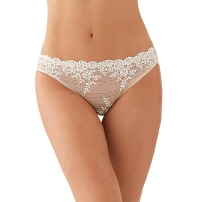 Obrázek Wacoal Dámské spodní prádlo ve stylu bikin Embrace Bikini kalhotky z krajky l přírodní barvy / slonovina