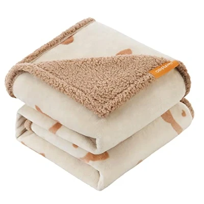 Obrázek Feandrea Vodotěsná deka pro psy, sherpa fleece domácí mazlíčky středně velké a kočky, 152 x 127 cm, XL, lze prát v pračce, ochrana oboustranného potahu na pohovku, béžová