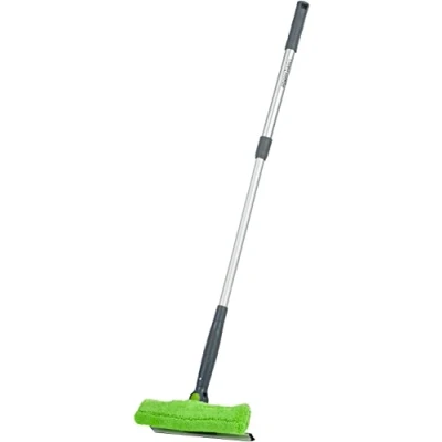 Obrázek Amazon Basics Výsuvná stěrka na okna s hlavou otočnou o 180 stupňů a teleskopickou tyčí, 6696,5 cm, perfektní pro čištění oken, zrcadel, zelené, stříbrné, černé dlaždice
