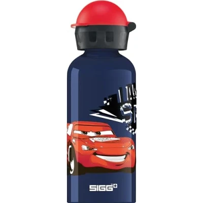 Obrázek SIGG Hliníková láhev na pití pro děti KBT Disney Cars zabezpečená proti vytečení a nerozbitná lehká jako pírko bez BPA certifikováno klimaticky neutrální sport &amp; škola tmavě modrá