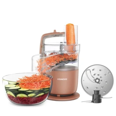Obrázek Kenwood MultiPro Go FDP22.​130RD, kuchyňský robot, sekání, řezání, strouhání, redukce v pyré a hnětení, 360 Express Serve, mísa 1,3 l, hnětací čepele, 4mm kotouč, 650 W, červená barva