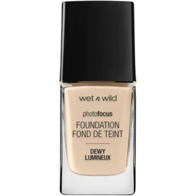 Obrázek Wet n Wild Photo Focus Foundation DEWY hydratační podklad v Nude slonovině zakrývá nečistoty, hodí se pro normální a suchou pokožku Vegan Ivory