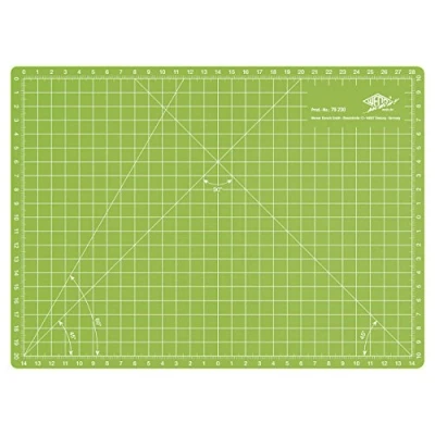 Obrázek Wedo 79230 řezací podložka Comfortline A4, CM 30, oboustranně potištěná, samouzavírací povrch, 30 x 22 0,3 cm, jablkově zelená