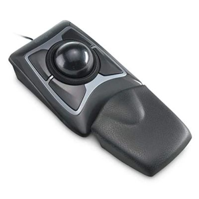 Obrázek Kensington Expert Mouse Trackball, kabelová počítačová myš s trackball a rolovacím kroužkem, kuličky 55 mm, kompatibilní Windows MacOS, pro praváky i leváky, podložka zápěstí, černá, 64325