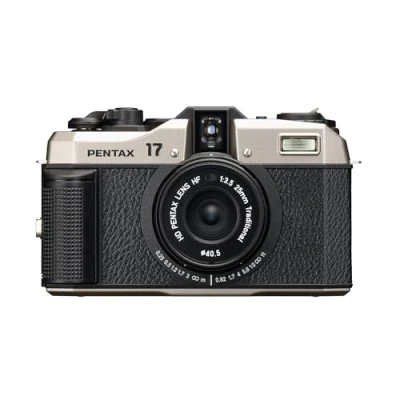 Obrázek PENTAX 17 kompaktních filmových kamer s pevnou ohniskovou vzdáleností pro snímání polovelkých fotografií