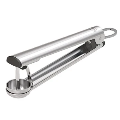 Obrázek Dr. Oetker odpeckovač třešní PROFI, z ušlechtilé oceli, s uzavíracím mechanismem (barva: stříbrná), množství: 1 kus