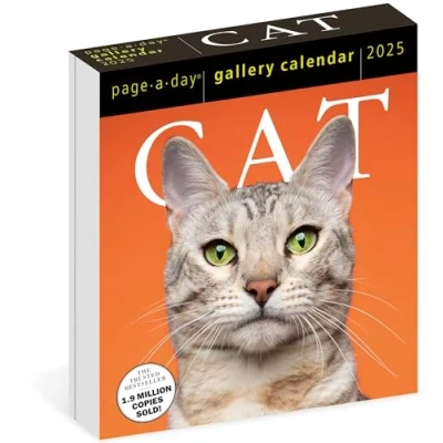 Obrázek Cat Page A Day® Gallery Calendar 2025: Delightful of Cats for Your Desktop
