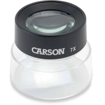 Obrázek Carson LumiLoupe 7x stojací lupa ideální pro prohlížení mincí, známek, fotografií, miniatur, diapozitivů, elektroniky (LL 77)