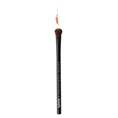 Obrázek NYX Professional Makeup Pro Brush Shading 13 štětec na oční stíny, kulatý tvar, husté štětiny, make up stíny