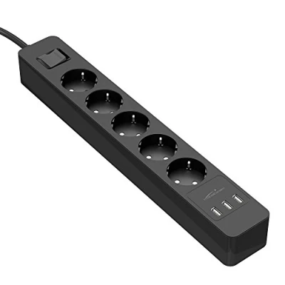 Obrázek KabelDirekt 5 fach Steckdosenleiste, Mehrfachsteckdose &amp; TÜV zertifizierte Steckerleiste mit Überspannungsschutz sowie 3 USB Ladegerät (max. 4000W/250V/16A erhöhtem Berührungsschutz, schwarz)