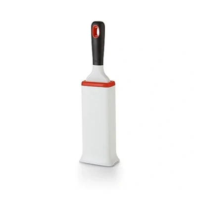 Obrázek Oxo Good Grips 12168700 FurLifter plastový kartáč na očištění od chlupů, bílá, 3,175 x 10,16 45,72 cm, 3.175 10.16 45.72 cm