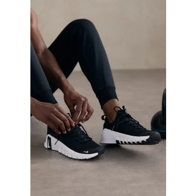 Obrázek Nike Performance FREE Metcon 6 Sportovní boty, Ženy, Velikost: 36, Black/white boty