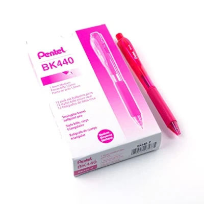 Obrázek Pentel BK440 propiska s potiskem mechanika A Ergonomickým trojúhelník rukojetí, balení po 12 ks, Tmavorůžová