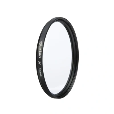 Obrázek Amazon Basics 67 mm kulatý UV ochranný filtr pro jasnější obrazy, chrání před prachem, nečistotami a poškrábáním