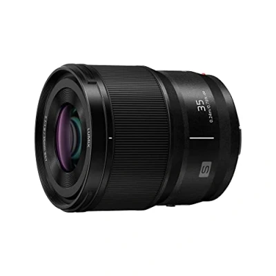 Obrázek Panasonic S S35E LUMIX objektiv (35 mm, F1. 8, velikost filtru 67 prach, stříkající vodu a odolnost proti chladu) černý