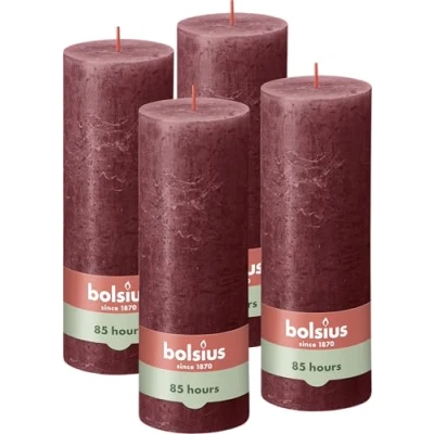 Obrázek Bolsius Rustik Stumpenkerzen Bordeauxrot 4 Stück 19 x 7 cm Länge Brenndauer 85 Stunden Unparfümierte Natürliches Pflanzenwachs Ohne Palmöl, Dunkelrot