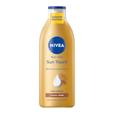 Obrázek NIVEA Sun Touch Body Lotion (400 ml), pečující mléko s jemným efektem opálení bez šmouh, hydratační krém na tělo extraktem z ginkgo a olejem hroznových jader