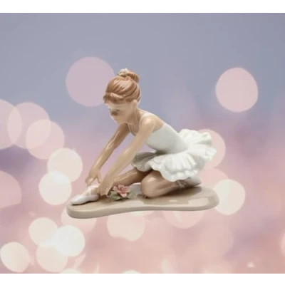 Obrázek Cosmos Gifts 20865 balerína v bílé keramické figurce, 9,5 cm