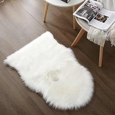 Obrázek koberec z umělé ovčí kožešiny, kožešina, 60 x 90 cm, imitace s dlouhým vlasem, vlny, předložka před postel, rohož na pohovku (bílá)