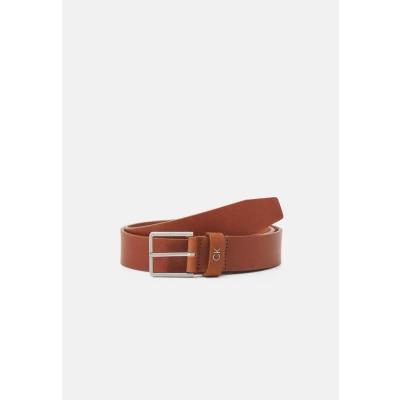 Obrázek Calvin Klein Formal BELT 3,5 CM Pásek, Muži, Velikost: 110, Cognac