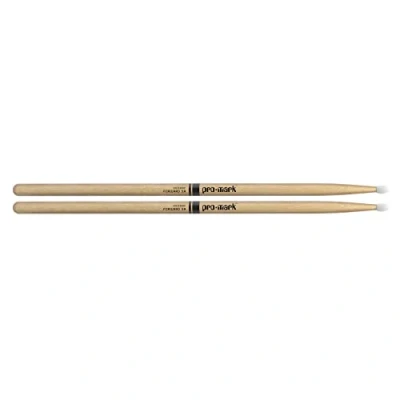 Obrázek ProMark paličky na bicí tyčinky klasický vpřed Hickory 5A Drum Sticks Wood pro dospělé &amp; Youth oválný nylonový hrot 1 pár