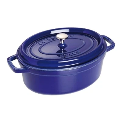 Obrázek Cocottes/oválný pekáč s víkem Staub (4,25 l, vhodný pro indukci, smaltovaný vnitřní povrch hrnce v matné černé), tmavě modrá, 29 cm
