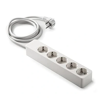 Obrázek FAMATEL Anschlussleiste 5 Anschlüsse Kabel 1,5 m Bis 3680W 16A 250V Kindersicherung Ausrichtung 45 Verhindert versteckten Verbrauch Weiß