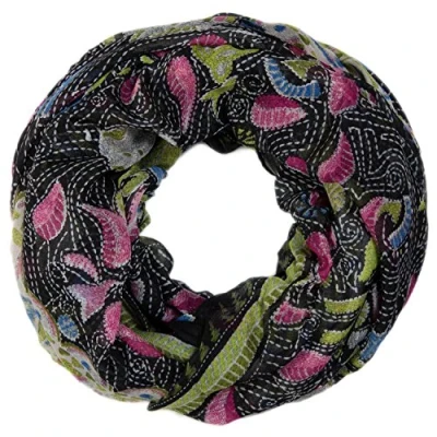 Obrázek styleBREAKER Loop šála se zvířecím potiskem a vzorem paisley, šála, dámská 01014010, černá