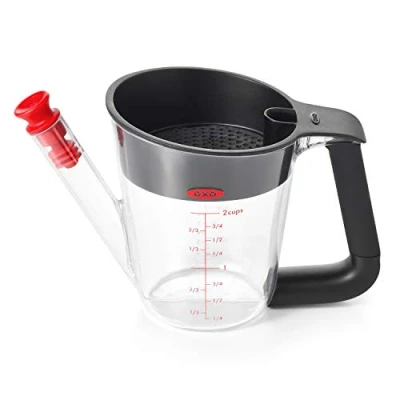 Obrázek OXO Malá konvice na oddělování tuku Good Grips, 500 ml konvička omáčku vhodná do myčky šťávu smažení a další