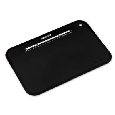 Obrázek KYOCERA Kitchen Products flexibilní, černá řezací podložka, plast, 37 x 25 0,2 cm