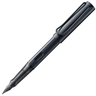 Obrázek Lamy plnicí pero AL star black s ergonomickou rukojetí a černým ocelovým hrotem v šířce linky F lehké hliníkové pouzdro vč. inkoustové kazety T 10 modré pro praváky