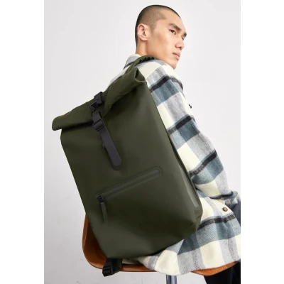 Obrázek Rains Rolltop Rucksack Unisex Batoh, Velikost: One Size, Green