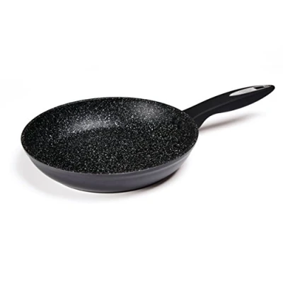 Obrázek Zyliss Ultimate nepřilnavá pánev na smažení indukční 24 cm, kovaný hliník, černá, není nutný olej ani máslo, lze mýt v myčce, 10 let záruka proti přilnutí