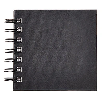 Obrázek Clairefontaine Ref. 34237C Goldline blok s drátovým spojením (64 bílých listů) velikost 10 x cm, papír 140 g/m², čtvercové rozložení černá vazba vhodné pro suché techniky