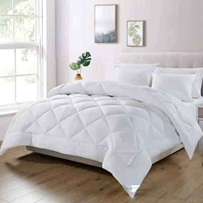 Obrázek WAVVE Přikrývka 240 x 220 cm celoroční deka 4 roční období, prošívaná 300 gsm mikrovlákno 240, super měkká na spaní, prodyšná bílá